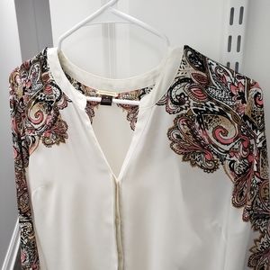 Dana Buchman button-up blouse